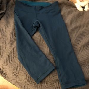 Lululemon l Wunder Under l Sz 12 l Reversible Teal